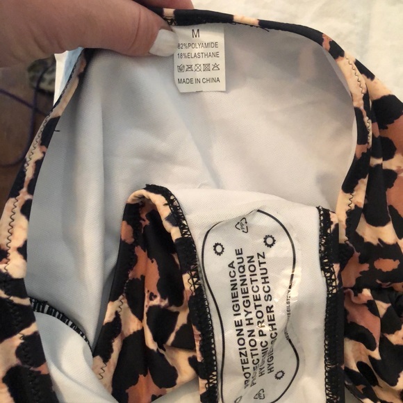 NWT High Waisted Leopard Bikini Bottoms - Picture 3 of 6